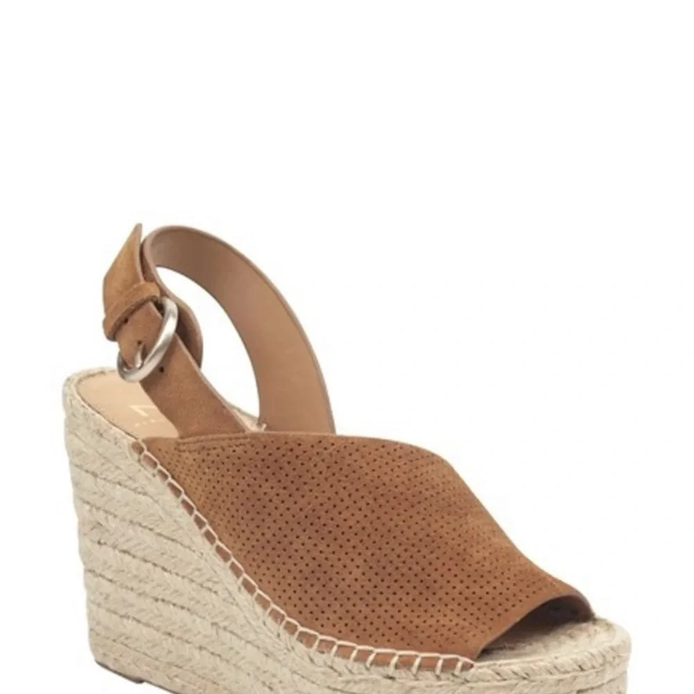Marc Fisher LTD Andela Espadrille Wedge Sandals Women’s 9.5 Tan Suede NWT